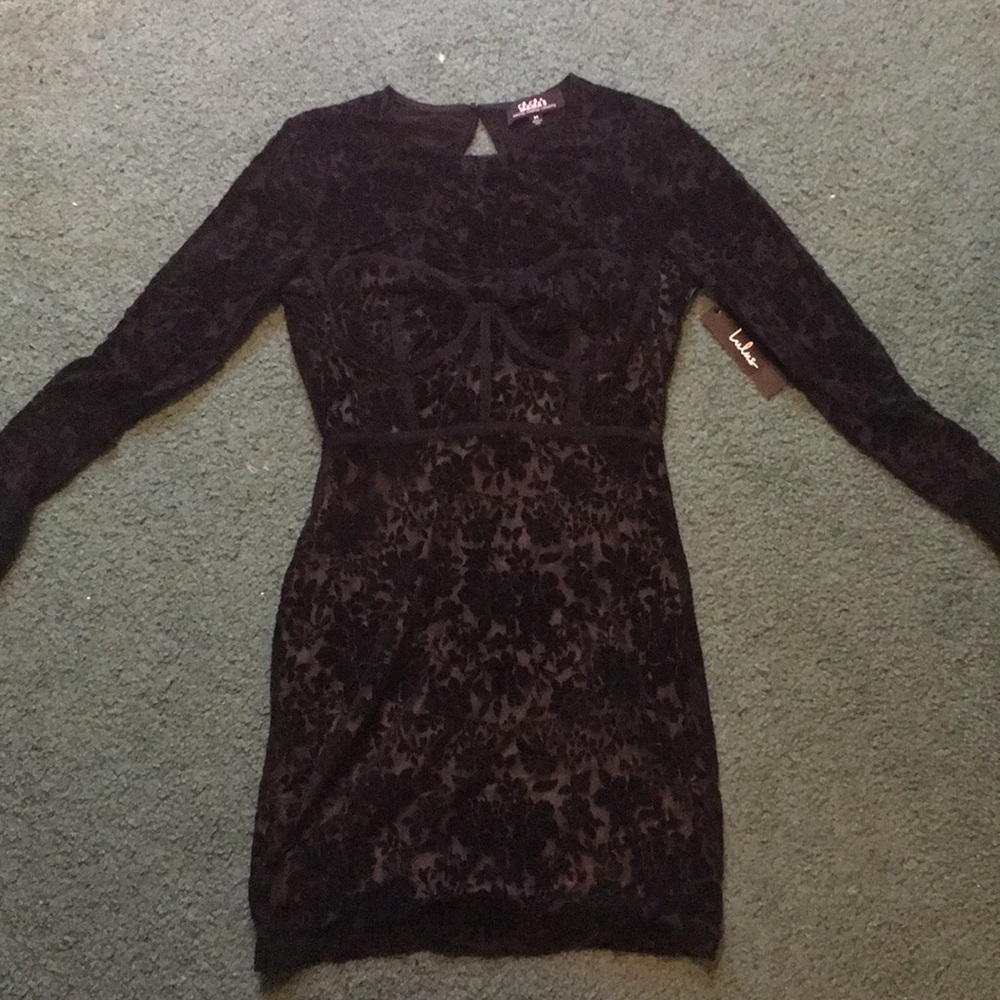 Lulus black dress